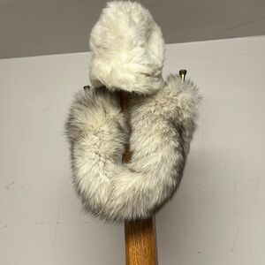 Elegant Faux Fur Collar& hat.
